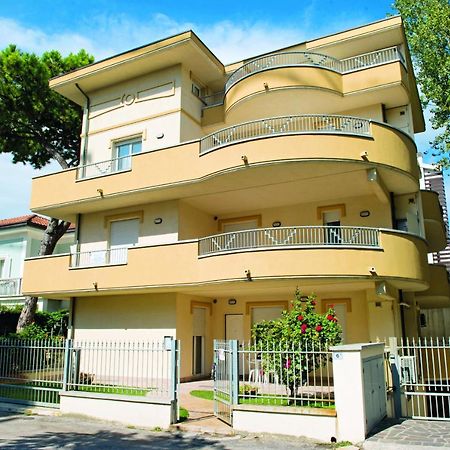 Residenza Raggio Apartment Ричоне Екстериор снимка