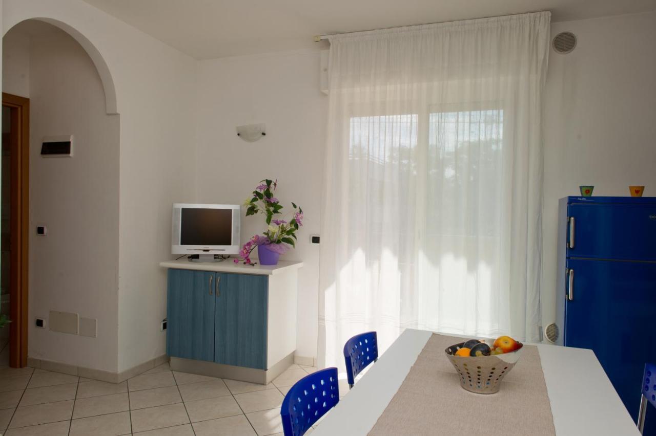 Residenza Raggio Apartment Ричоне Екстериор снимка